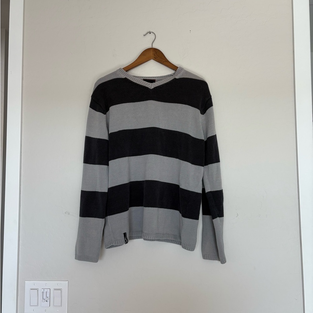 O'Neill Black and Gray Striped Crewneck Sweater